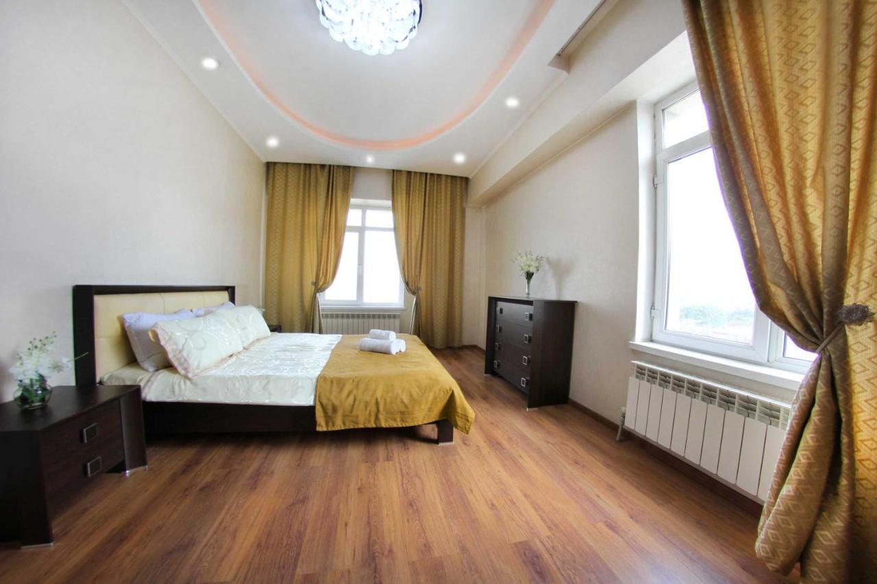 Razmestim В Жк Дуэт Almaty Exteriér fotografie