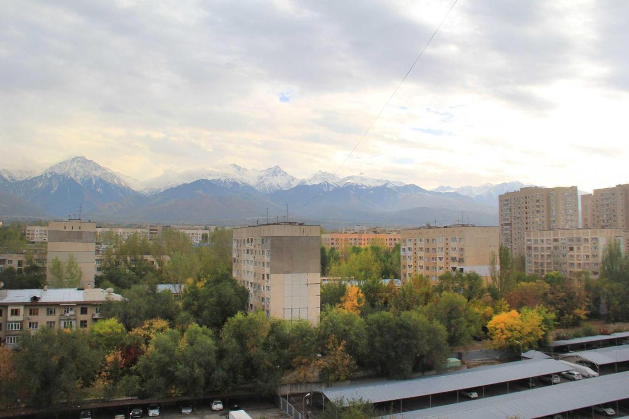 Razmestim В Жк Дуэт Almaty Exteriér fotografie